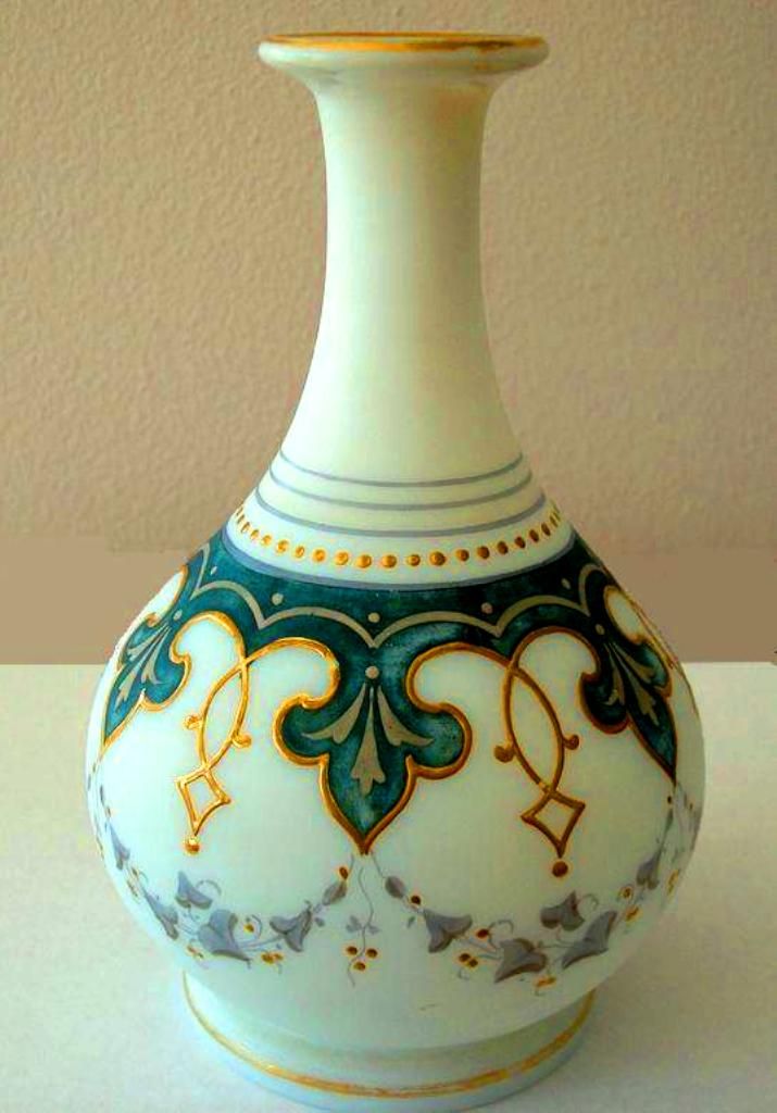 Elegant Green & Gold Ceramic Vase